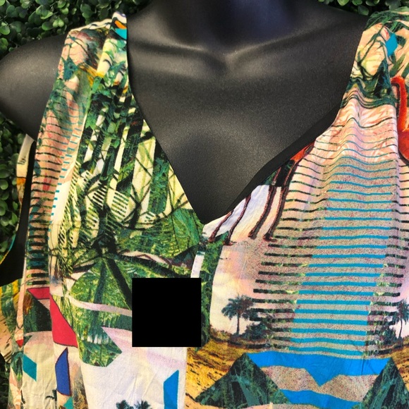 Spring time Romper - Picture 2 of 3